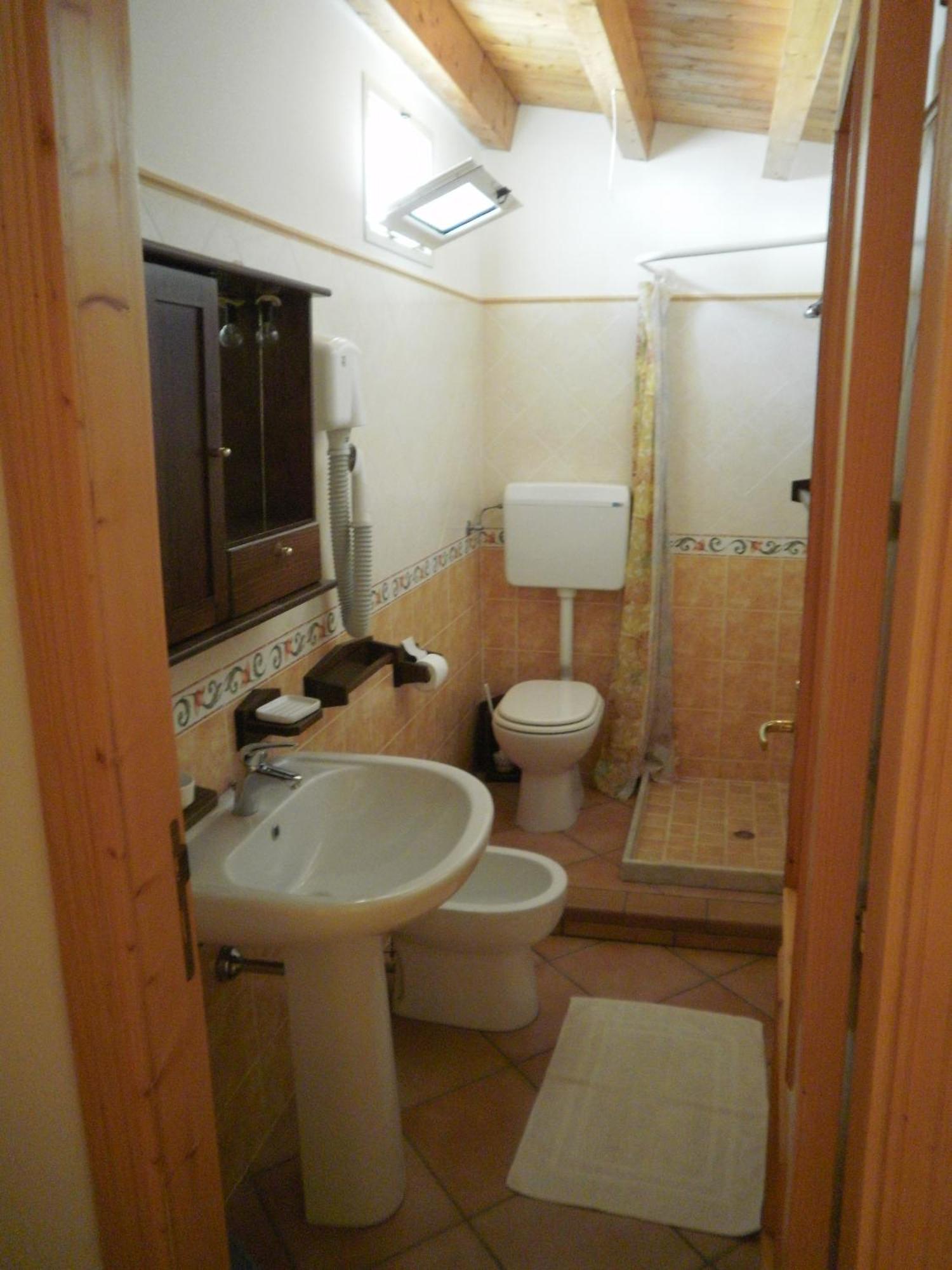 Usticatour Apartments And Villas Isola di Ustica Room photo