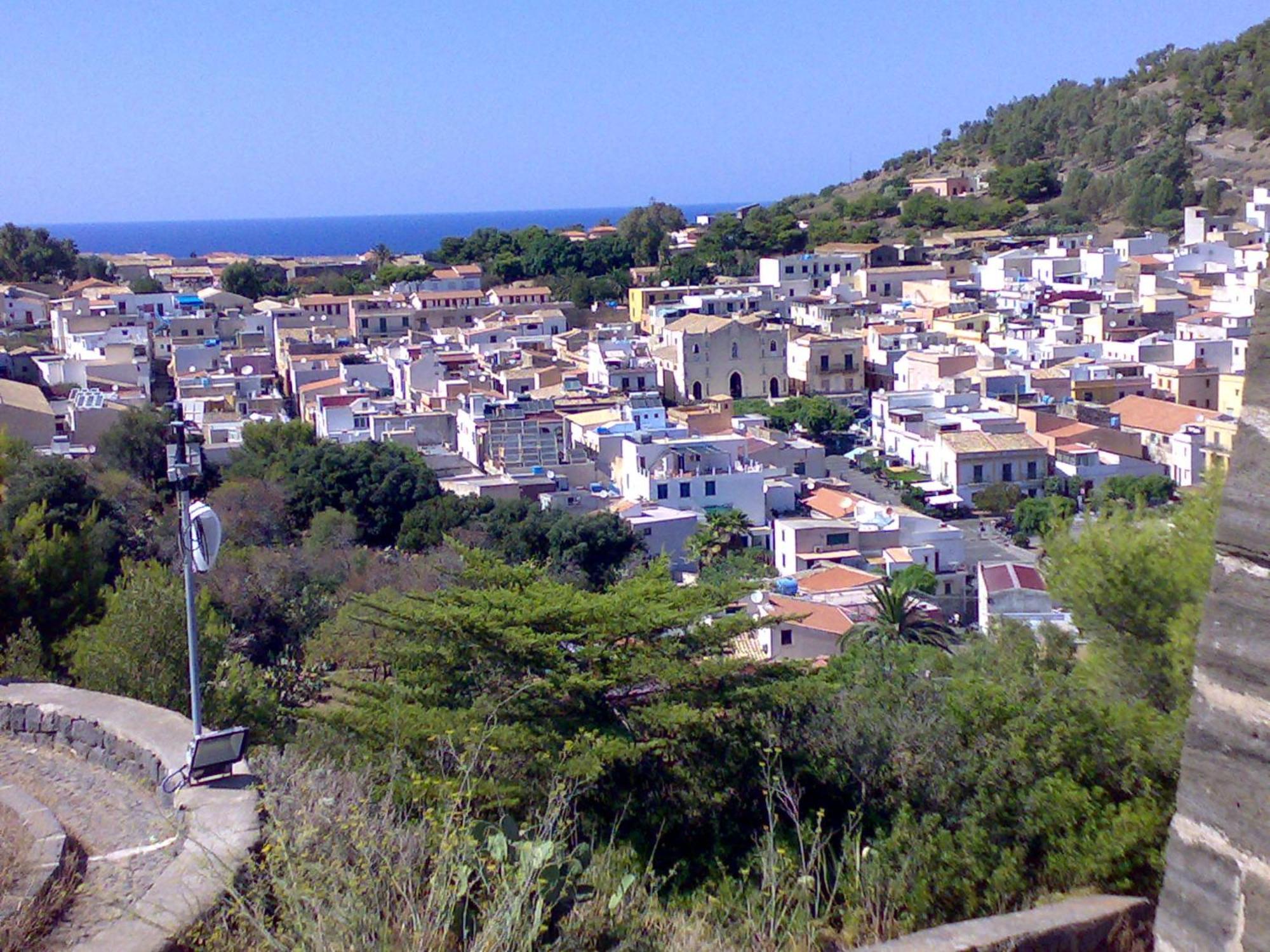 Usticatour Apartments And Villas Isola di Ustica Exterior photo